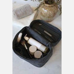 Chic Antique, Toilettaske m. quiltet muslingem�nster, sort stor