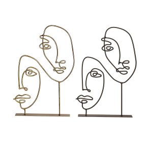 Ansigt i trd metal p fod