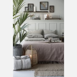 Gallerihylde i genbrugstr