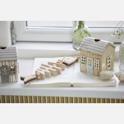 Hus t/fyrfadslys Lkken beige m/turkis dr