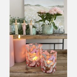 Fyrfadsstager med sommerfugle