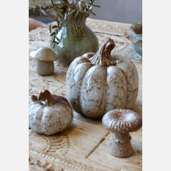 Chic Antique, Gr�skar i antik hvid