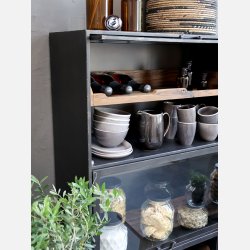 Factory Skab p hjul m. glaslger og 3 trhylder