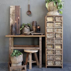 Grimaud Kommode m. 18 murstensforme