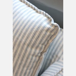 Malo Sofa i hr m. 5 puder