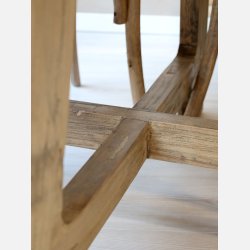 Spisebord i genbrugstr, rundt