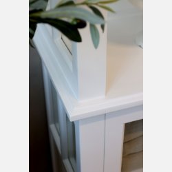 Marseille Vitrineskab m. 2 lger og hylder