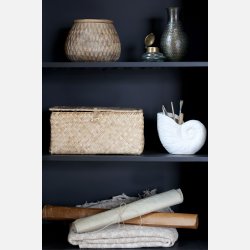 Skab m. 2 lger og 1 hylde