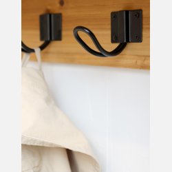 Hylde m. 5 skuffer og 5 knager