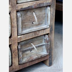 Grimaud Kommode m. 10 murstensforme