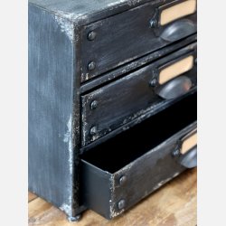 Factory Kabinet m. 3 skuffer