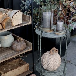 Sidebord m. 2 aftagelige hylder