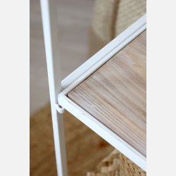 Reol m. 3 hylder i tr, hvid