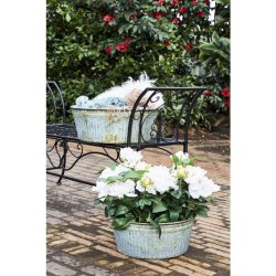Lauring, B�nk i sort metal