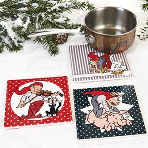 Kakkel bordskner med Bramming nisse, ske