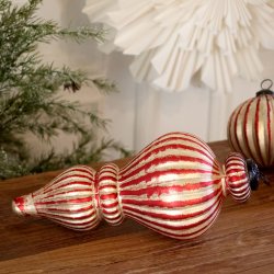 Ornament. cherry/champagne