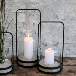 Lanterne m. hank, glas i sort metal