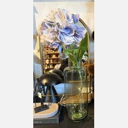 Hedria vase 