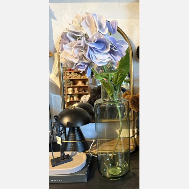 Hedria vase 