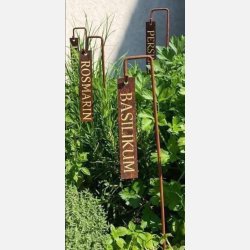 Lauring, Planteskilt i rust metal