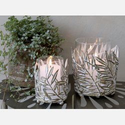  Vire Fyrfadsstage m. blad dekor