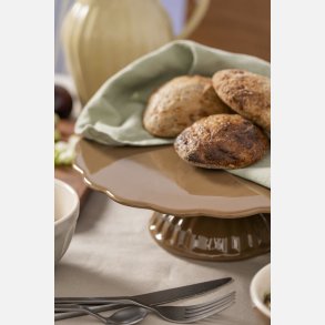 Ib Laursen, Fad p� fod Mynte Hazelnut