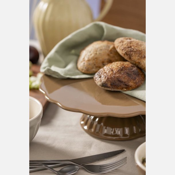 Ib Laursen, Fad p� fod Mynte Hazelnut