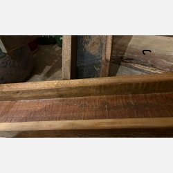 Gallerihylde i genbrugstr