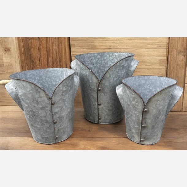 Clayree&Eef, potter i zink, jakkeform