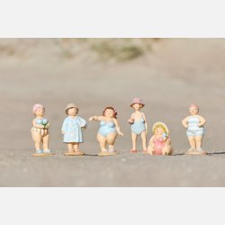 Damer i badetj, Stranddronninger