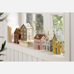 Hus t/fyrfadslys Thorshavn brun dr p siden