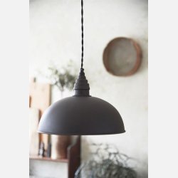 Loftlampe i mrk metal