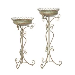 Gabriella potte i metal p� ben